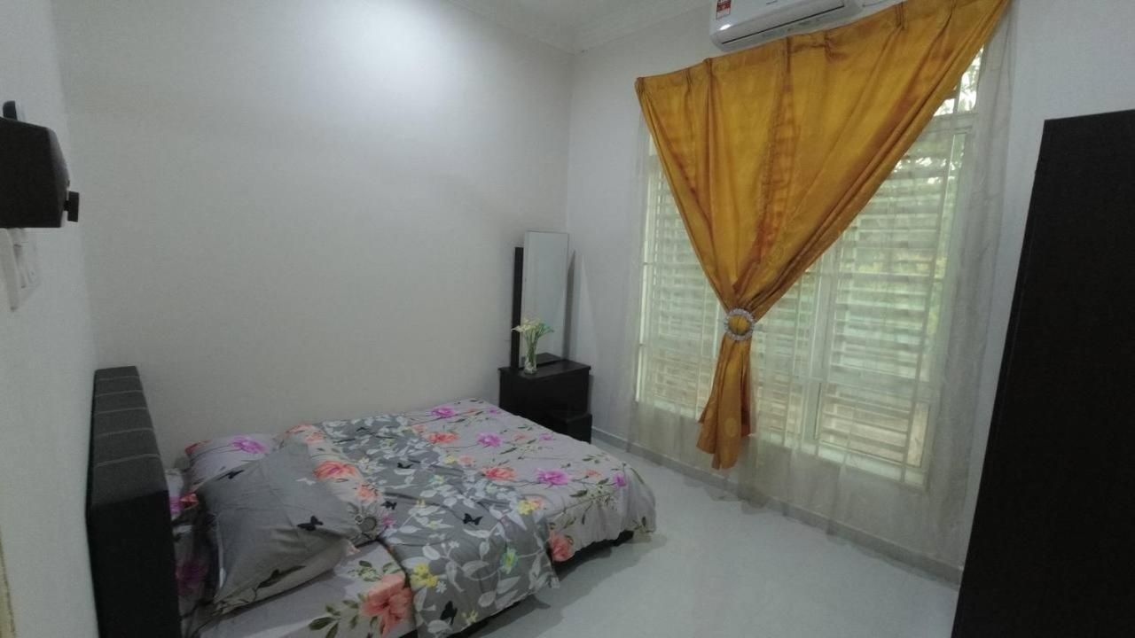 Auni Homestay Kuala Terengganu Exterior foto